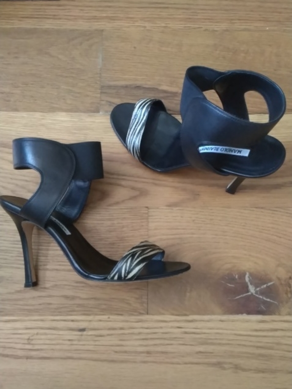 MANOLO BLAHNIK PEPE